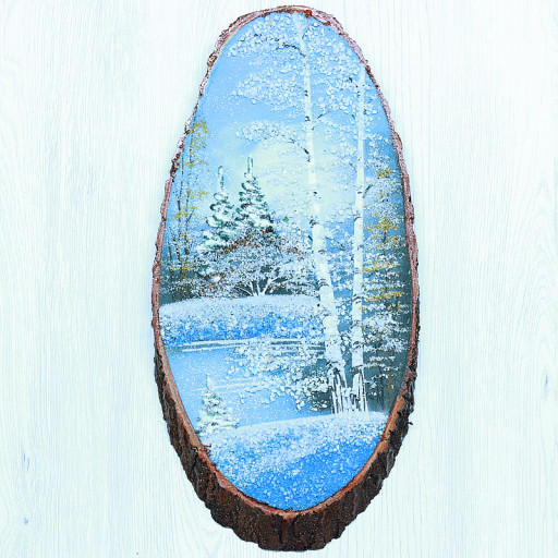 14160401 - Картина на спиле дерева русские березы 35 см зима.