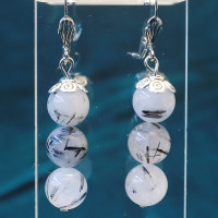 431103 - Серьги три шарика из агата волосатика