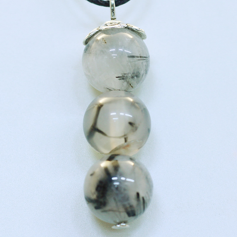 421103 - Подвеска три шарика 10 мм из агата волосатика